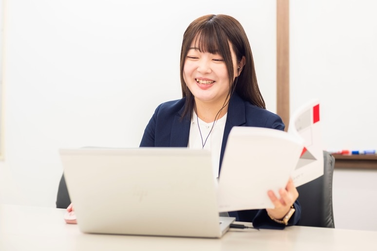 アガルートアカデミー様の導入事例-(4)