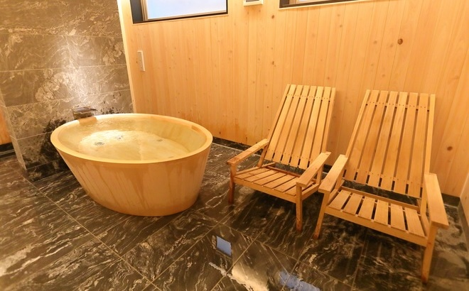 9 HOTEL TENJIN
